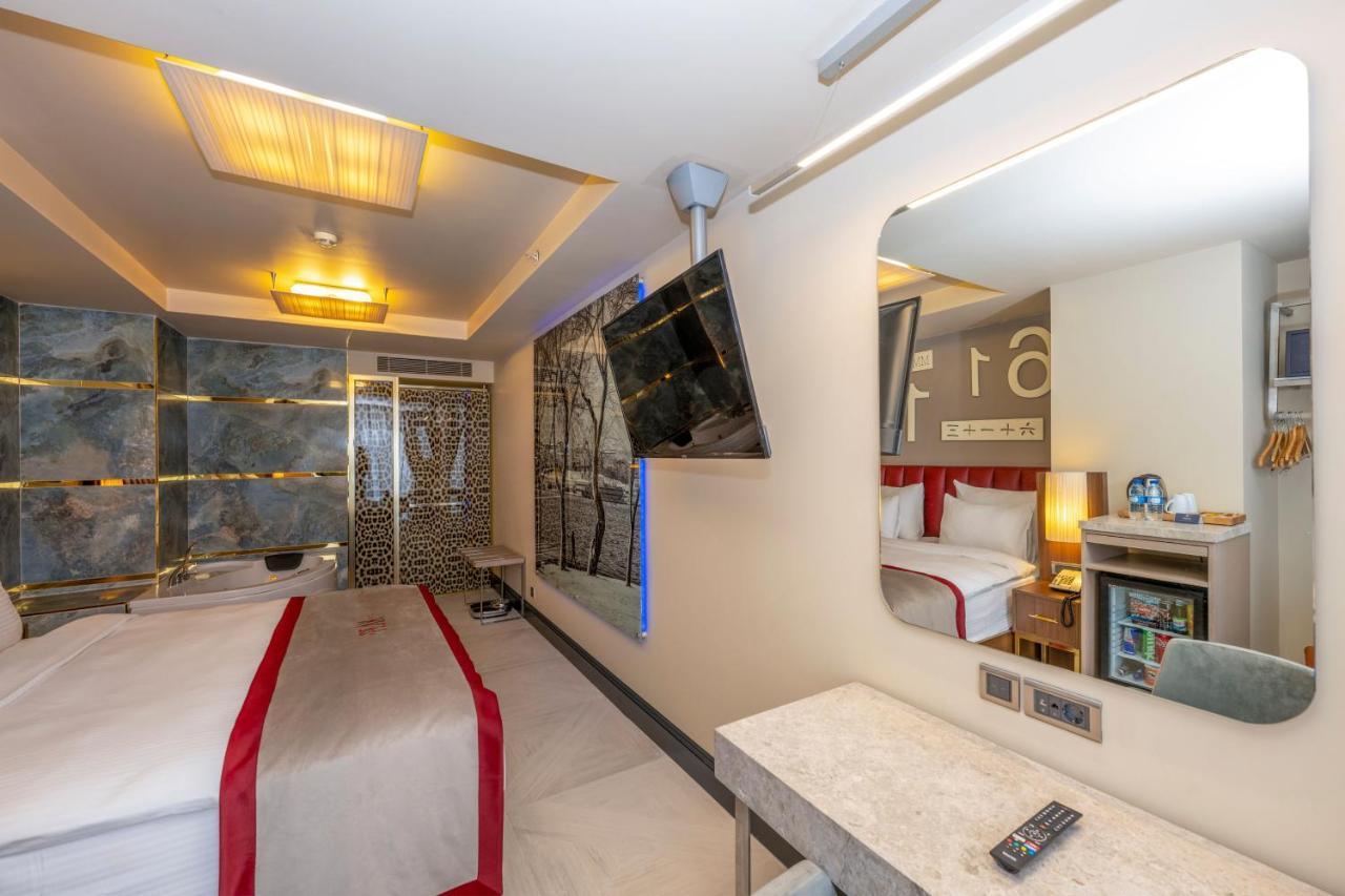 โรงแรม เดอะ พีค อิสตันบูล ภายนอก รูปภาพ A room at the hotel
